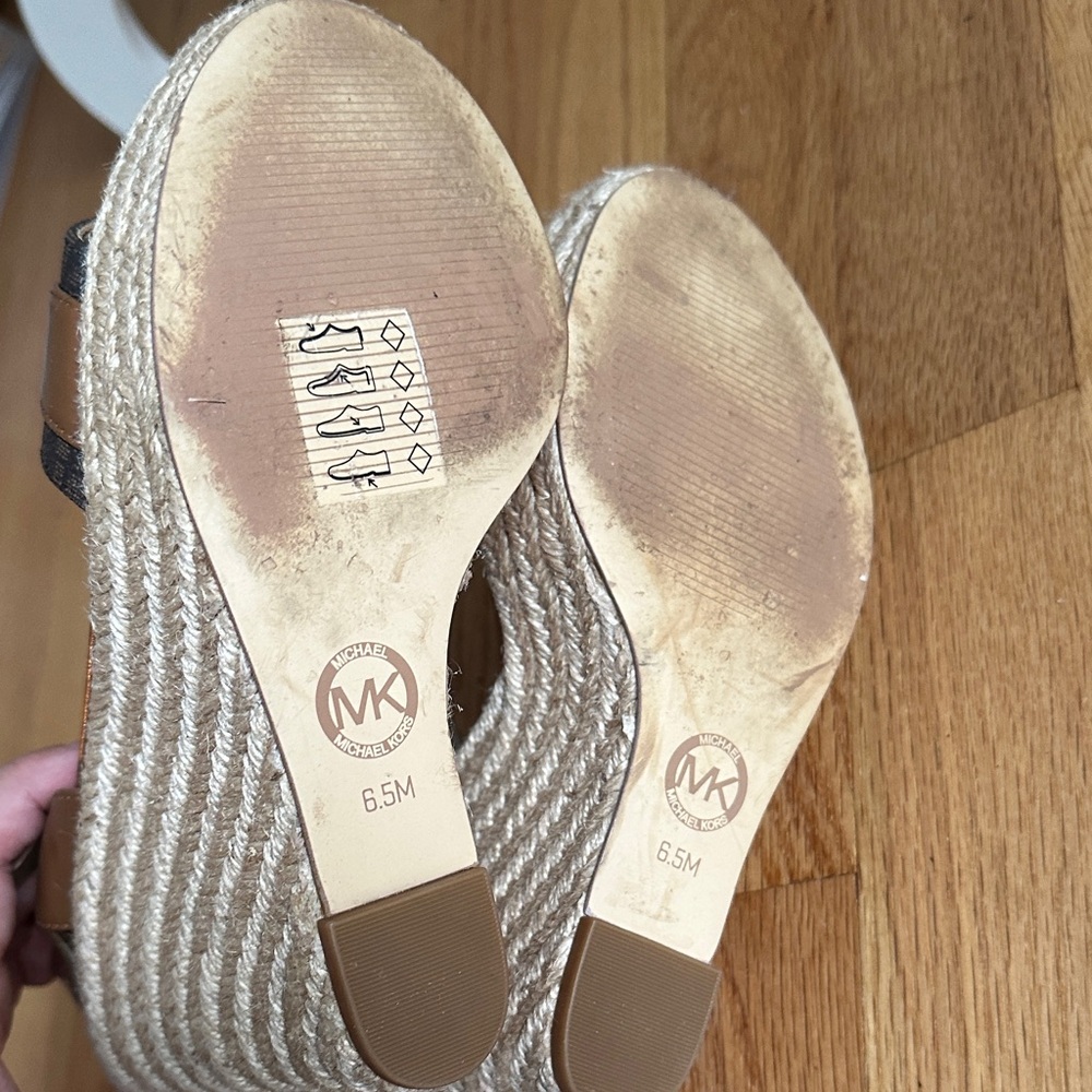 Michael Kors Tan Leather platform espadrilles - Picture 10 of 10